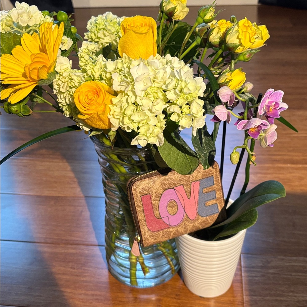 Coach Wallet with LOVE design ❤️